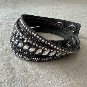 Swarvoski slake bracelet